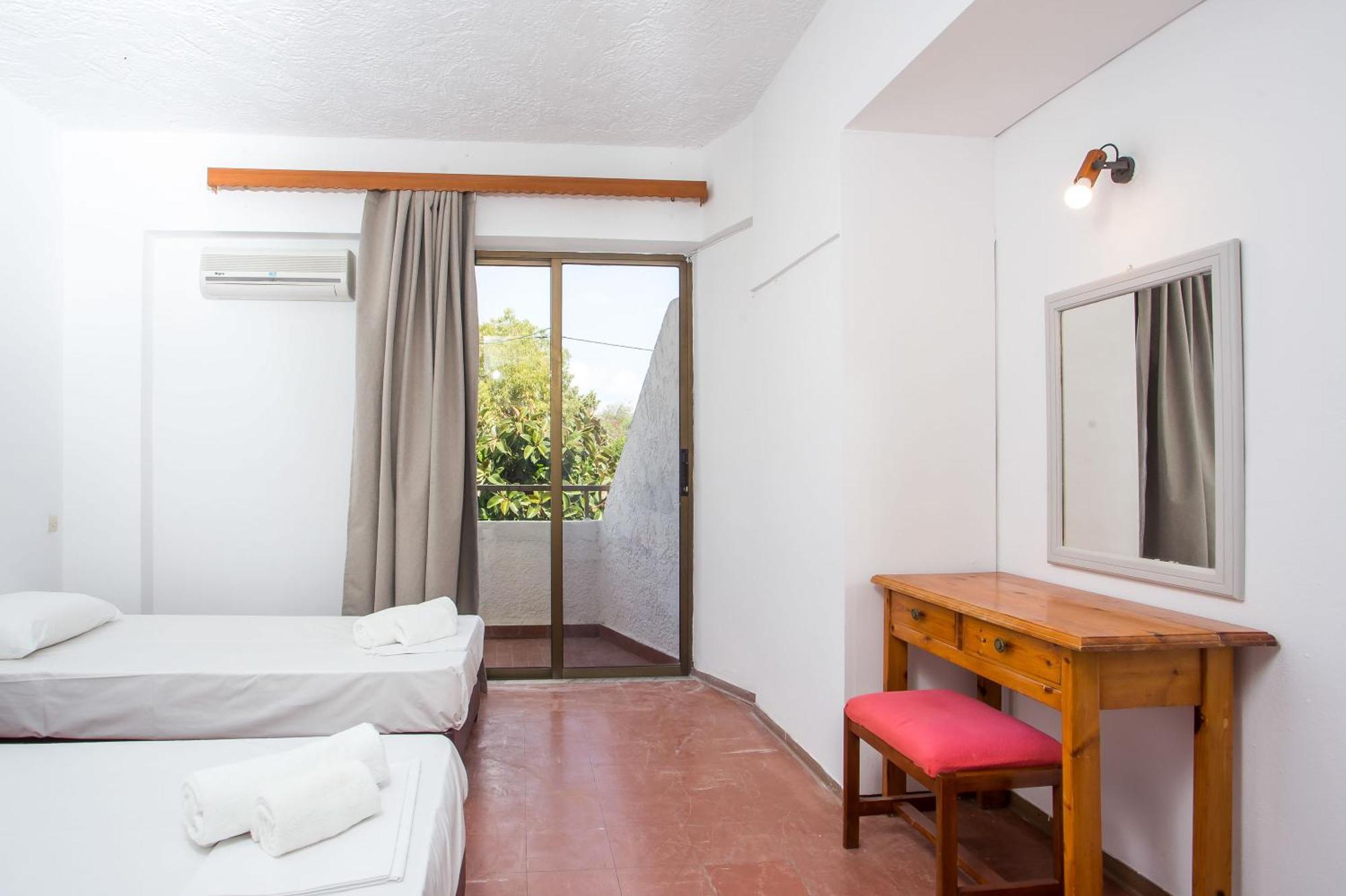 Nikos Bnb ฟาลิรากี ภายนอก รูปภาพ